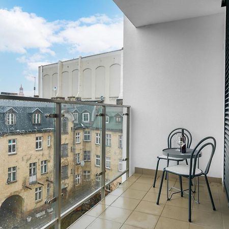 Apartament Black & White Mostowa By Renters Posen Exterior foto
