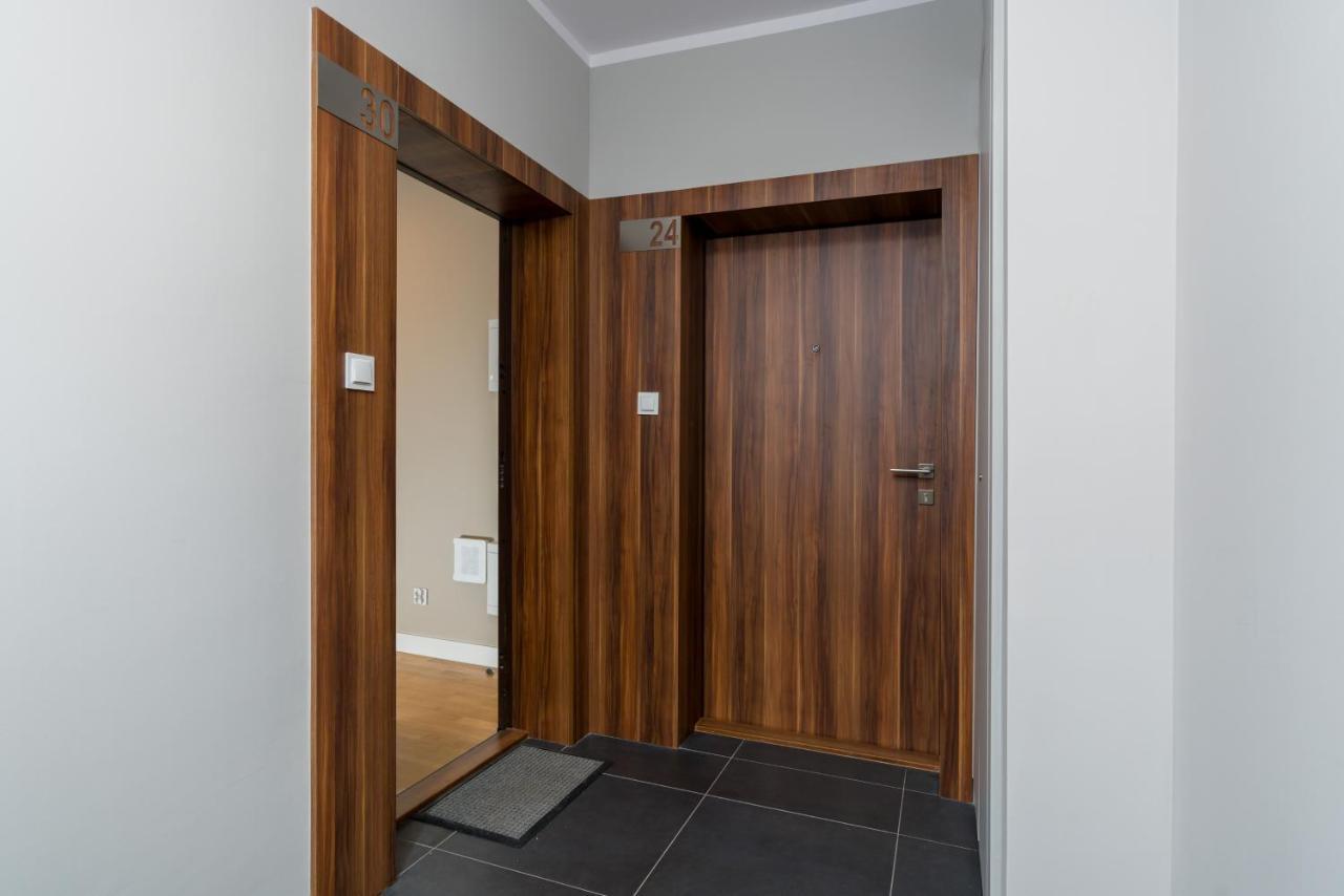 Apartament Black & White Mostowa By Renters Posen Exterior foto