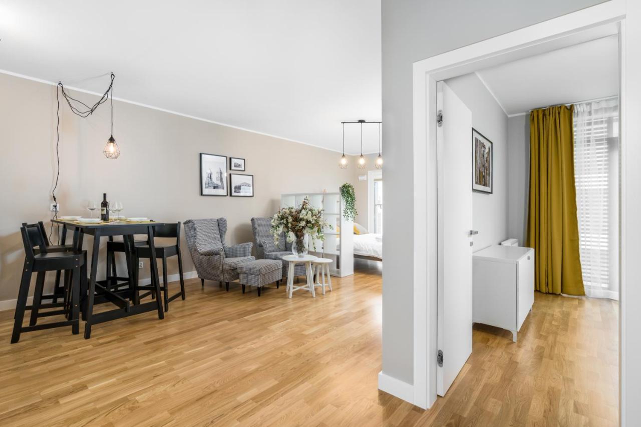 Apartament Black & White Mostowa By Renters Posen Exterior foto